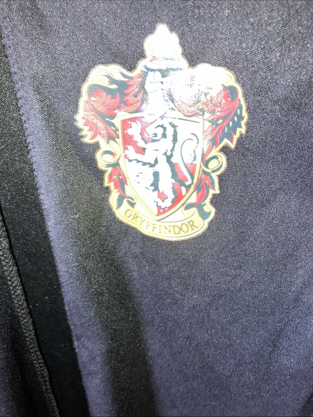 Harry Potter Gryffindor Kid's Cloak Robe Costume One Size Wine Lining 35 Inch - Picture 2 of 6